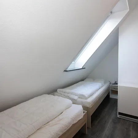 Im Reihenhaus, Friedrichskoog-spitze